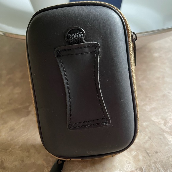 Hello Kitty Multipurpose Zippered Case - Picture 2 of 4